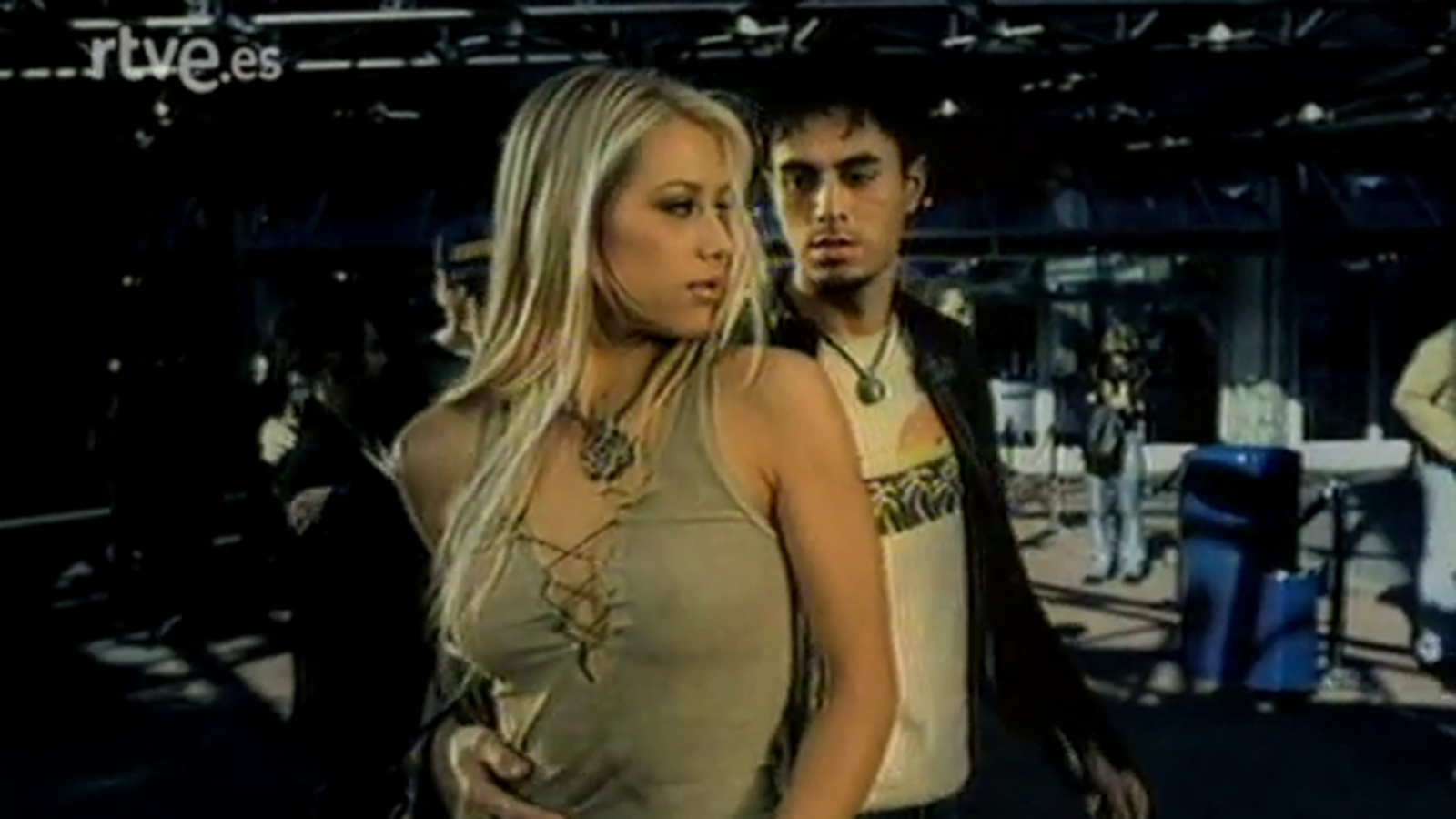 Corazón corazón - Enrique Iglesias y Anna Kournikova - 14/9/2003