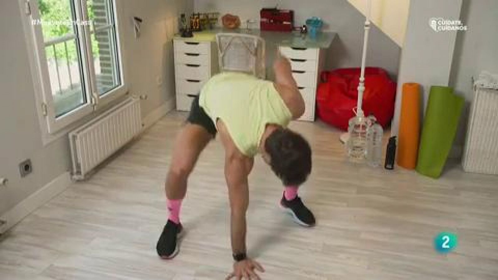 Muévete en casa - ¡Tábata de cardio!