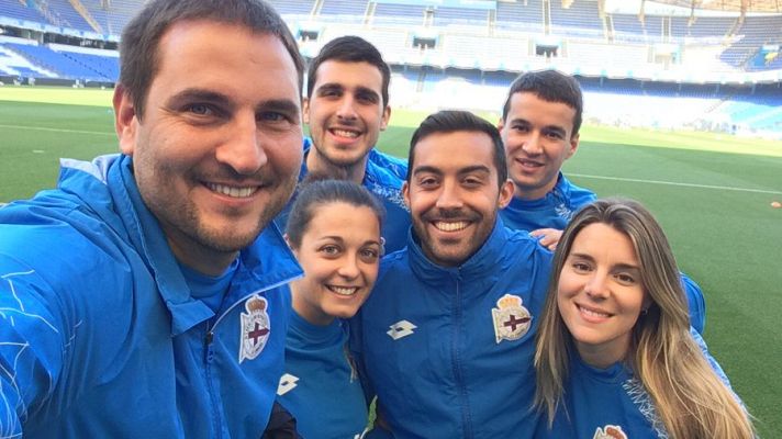 Telediario 1 - Manu Sánchez, motivador del Deportivo ABANCA y de sus vecinos en el confinamiento