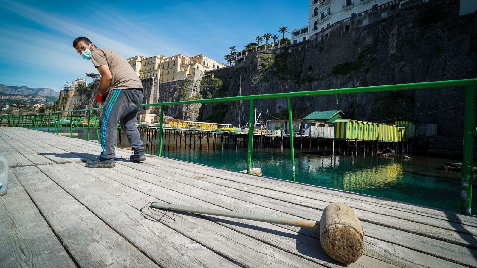 Italia se prepara para abrir las playas