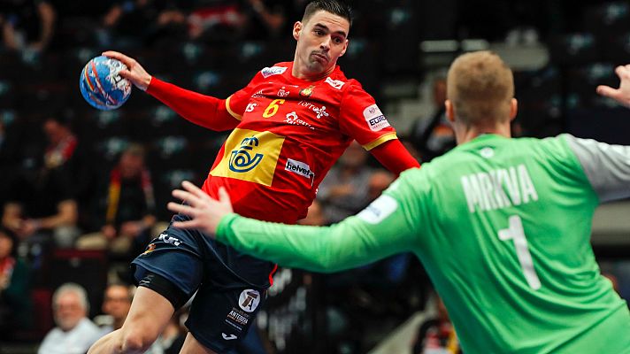 Balonmano - Ángel Fernández apoya el proyecto Libera