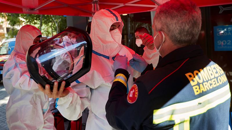 Coronavirus en España: El número de muertos diarios baja a 123 y el de contagios a 373