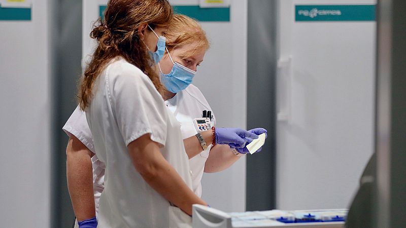 El número de muertos diarios repunta en España hasta los 176
