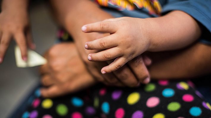 Especiales informativos - El Gobierno prepara una ley para "todas" las familias