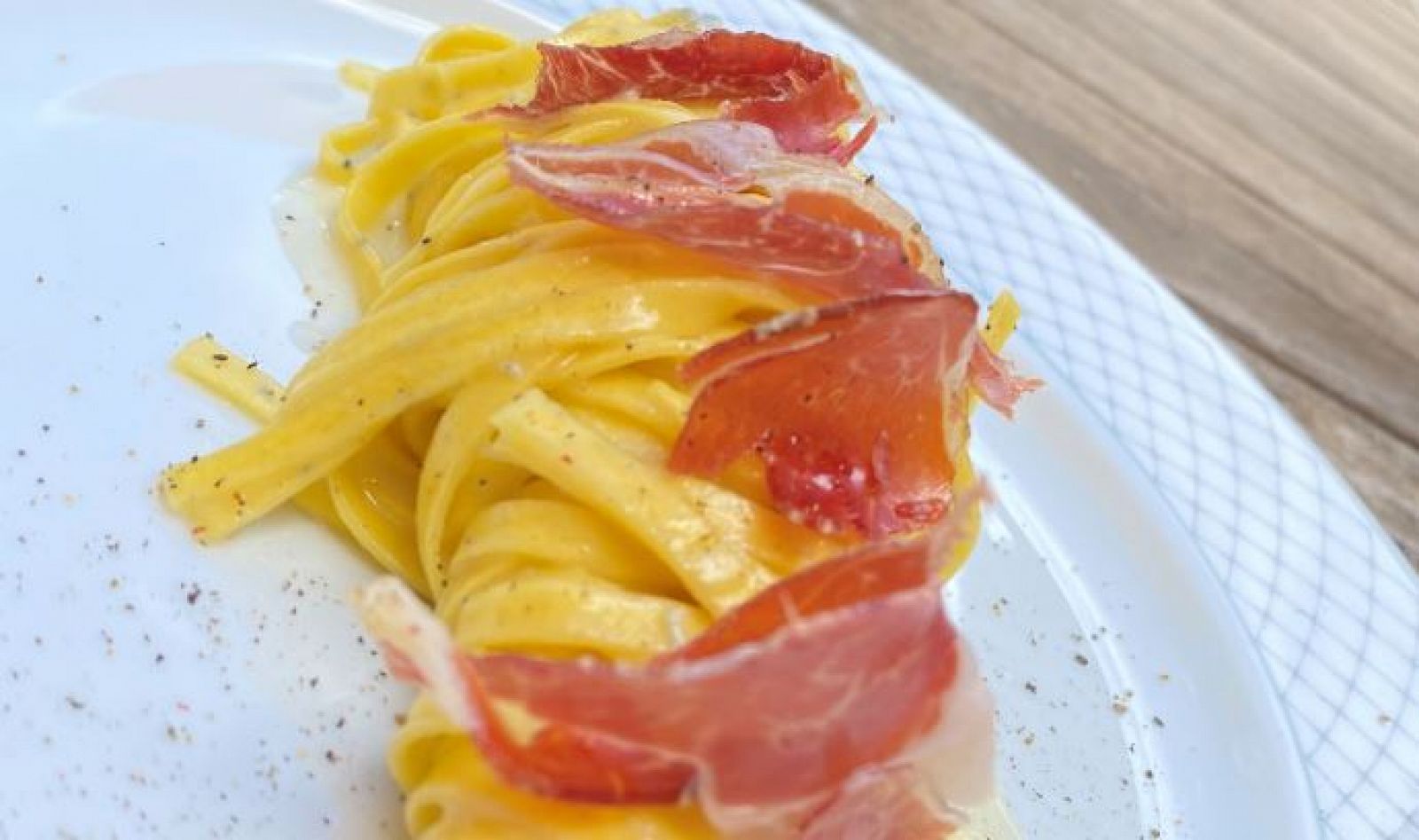 Tagliatelle de trufa al gorgonzola con jamón de bellota , de Fabio Morisi