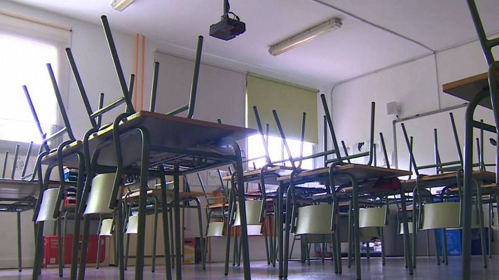 Telediario 1 - Los profesores expresan sus dudas sobre las posibles fórmulas para retomar las clases