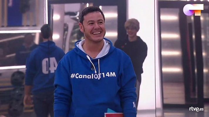 OT 2020 - Los chicos cantan el "Cumpleaños feliz" a Ivan Labanda