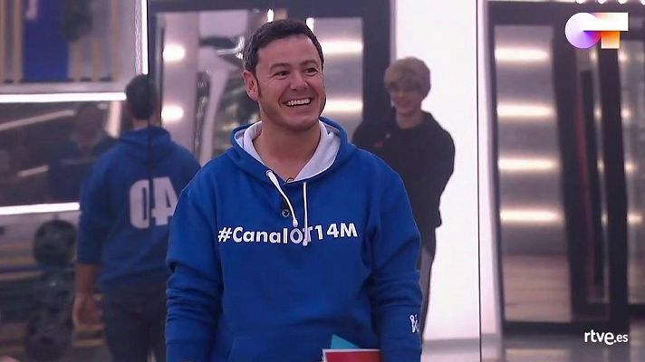 OT 2020 - Los chicos cantan el "Cumpleaños feliz" a Ivan Labanda