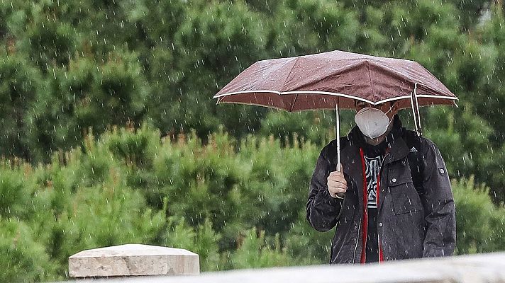 En gran parte de la Península y Baleares se espera nubosidad, con chubascos y tormentas casi generalizados