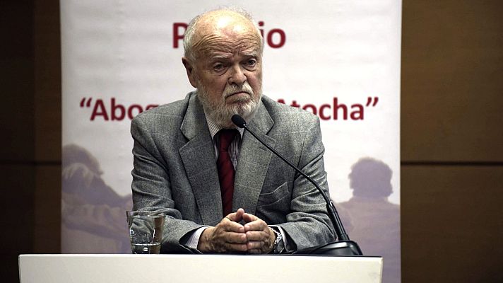 Los desayunos - Martín Pallín subraya que por encima del derecho a manifestarse está el derecho a la vida y la salud