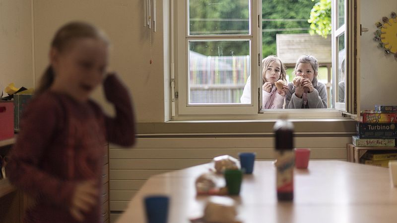 Vídeo: Madres de día, alternativa a las escuelas infantiles