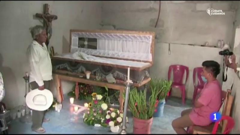 Más de 130 personas mueren en México por consumir alcohol adulterado