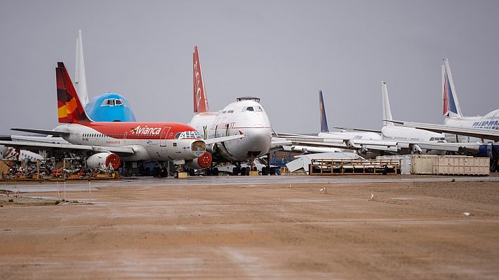 Adaptar los aeropuertos, aumentar la distancia entre pasajeros y el control sanitario: claves para reactivar el turismo europeo