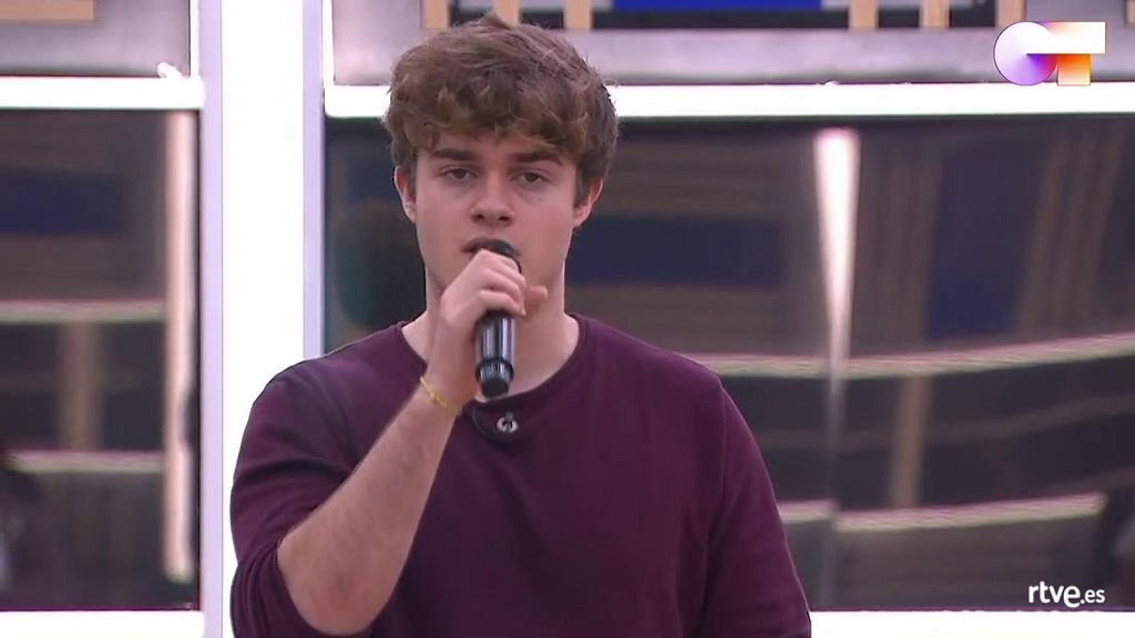 Gèrard canta "Pillowtalk", de Zayn, en el primer pase de micros de la Gala 10 de Operación Triunfo 2020