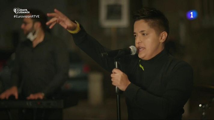 Marija ¿erifovic canta \"Molitva\"