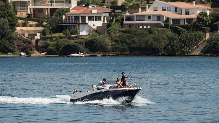 Informativo 24h - Formentera, La Gomera, El Hierro y La Graciosa disfrutan desde este lunes de más deporte, reuniones sociales y ocio