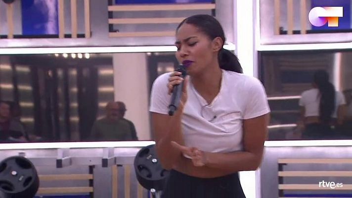 Nia canta "Quimbara" 2o pase de micros