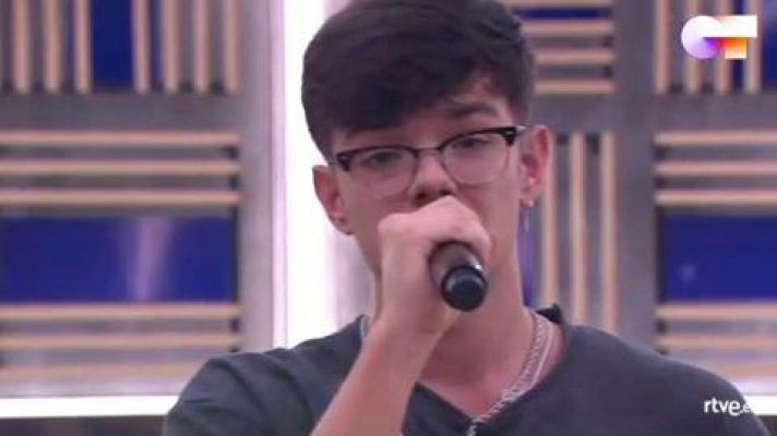 Flavio canta "Human" 1r pase de micros