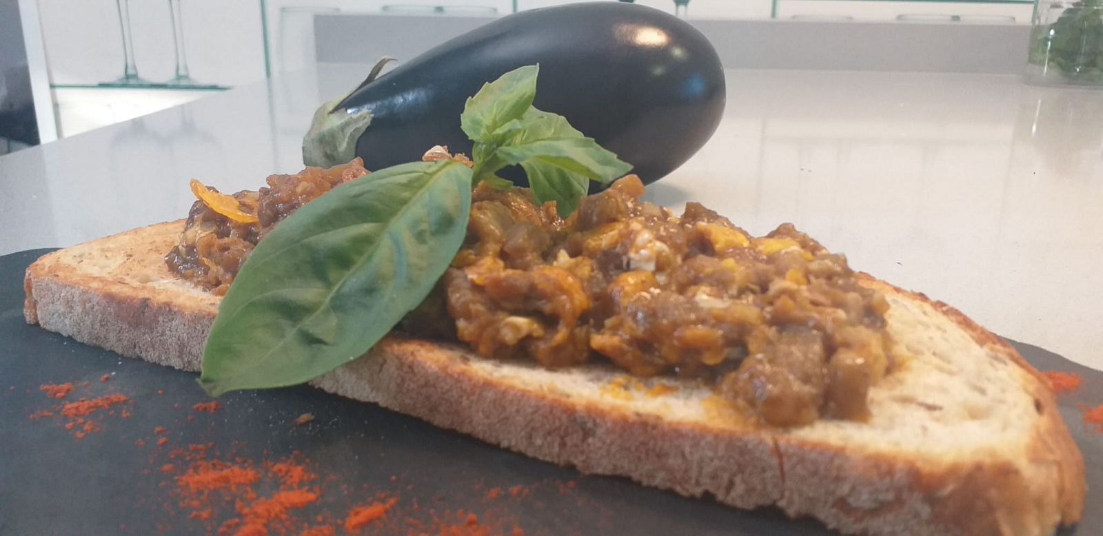 Receta de tosta de berenjena a la miel