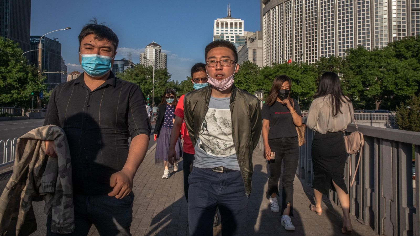 Pekín permite salir a la calle sin mascarilla a pocos días del inicio de la Asamblea Nacional Popular