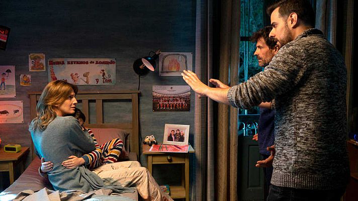 Telediario 1 - Primeras imágenes de la película de terror 'Voces', el debut de  Ángel Gómez