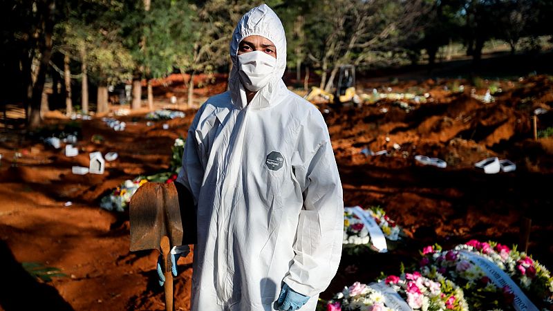 La curva del coronavirus crece en Brasil y alcanza 1.179 muertos en un día