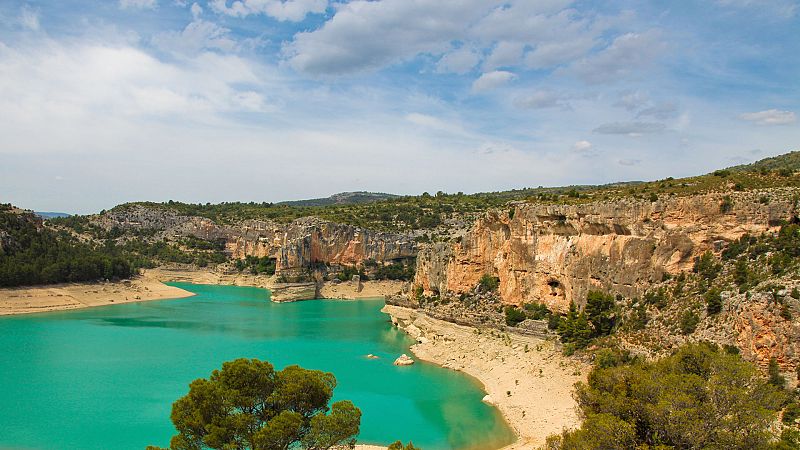 Tiempo estable y temperaturas elevadas en amplias zonas del país - ver ahora 