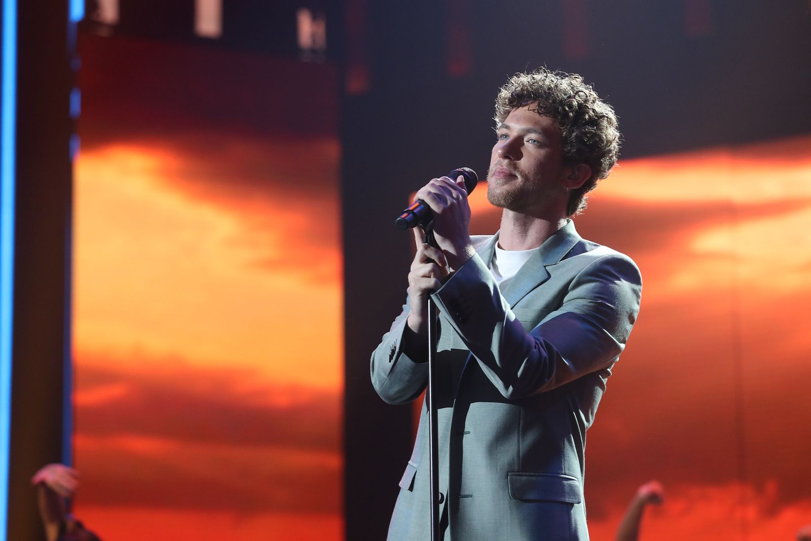 Jesús Rendón canta Me sabe a sal en la Gala 10 de Operación Triunfo 2020