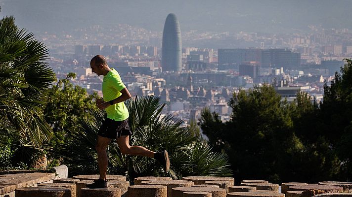 Telediario 1 - El 53 % del país estará el lunes en Fase 1, con Madrid, Barcelona y Castilla y León incorporadas y el resto en la 2
