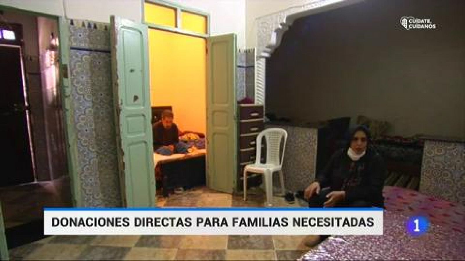Telediario 1: Donaciones directas de un grupo de jóvenes marroquíes a las familias más necesitadas del país | RTVE Play