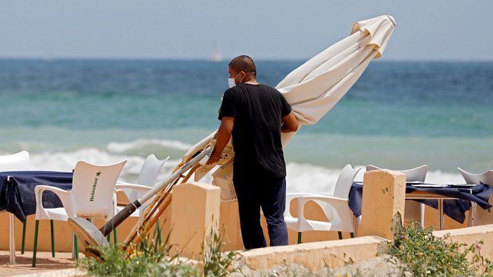 Telediario 1 - El sector turístico se prepara a la espera de la reapertura de fronteras