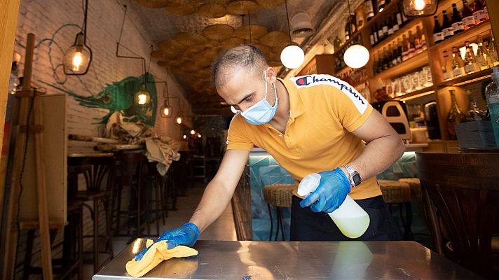 La hostelería se prepara para reabrir bares y restaurantes