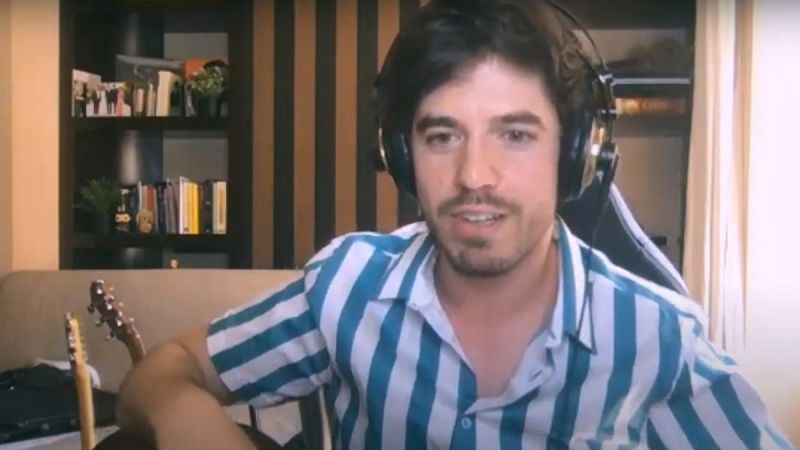 Roi M�ndez visita la Academia de Operaci�n Triunfo