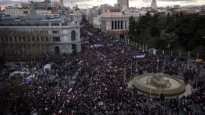 Simón asegura que la manifestación del 8M tuvo un efecto "marginal" en el desarollo de la epidemia