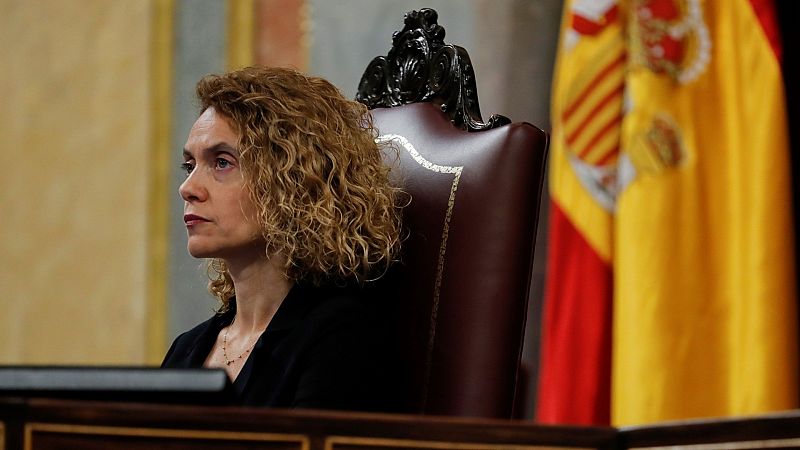 El Congreso guarda un minuto de silencio por las víctimas del COVID-19