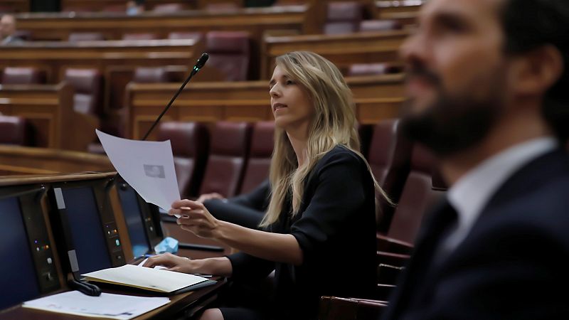 Cayetana Álvarez de Toledo llama "hijo de terrorista" a Pablo Iglesias en una tensa sesión en el Congreso