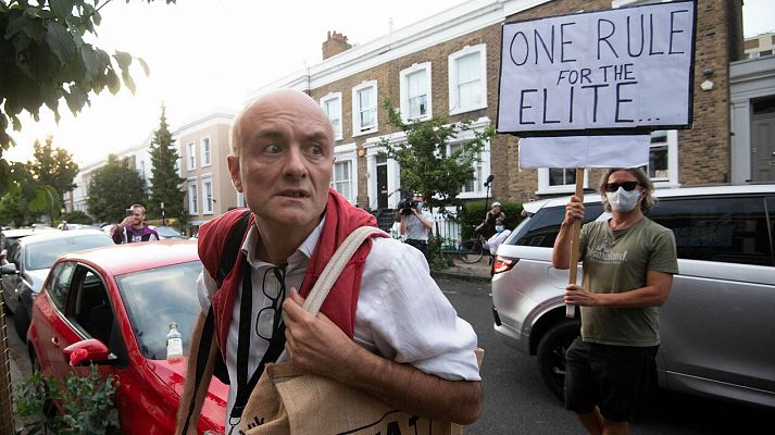 Johnson pide "pasar página" del escándalo de Cummings