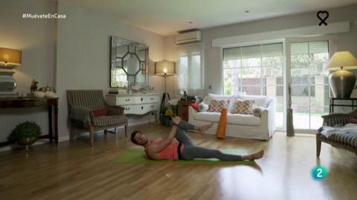 Muévete en casa - ¡Estira espalda y brazos!