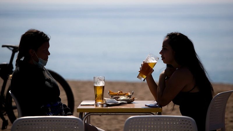 Andalucía permitirá abrir las terrazas hasta las 3