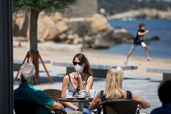 Telediario 1 - Toda España estará ya el próximo lunes en Fase 2 menos Madrid, Barcelona, Castilla-León y Lleida