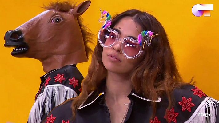 OT 2020 - Photocall con disfraces en la Academia de Operación Triunfo