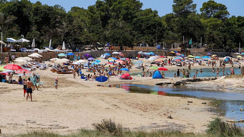 Vídeo: El Gobierno se plantea levantar la cuarentena para turistas extranjeros el 21 de junio