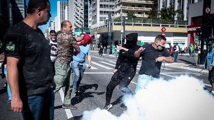 Enfrentamientos entre partidarios y detractores de Bolsonaro