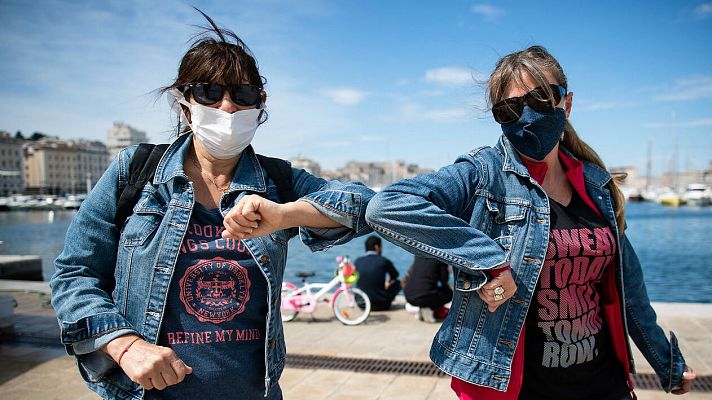 Un metro de distancia reduce riesgos de contraer el virus