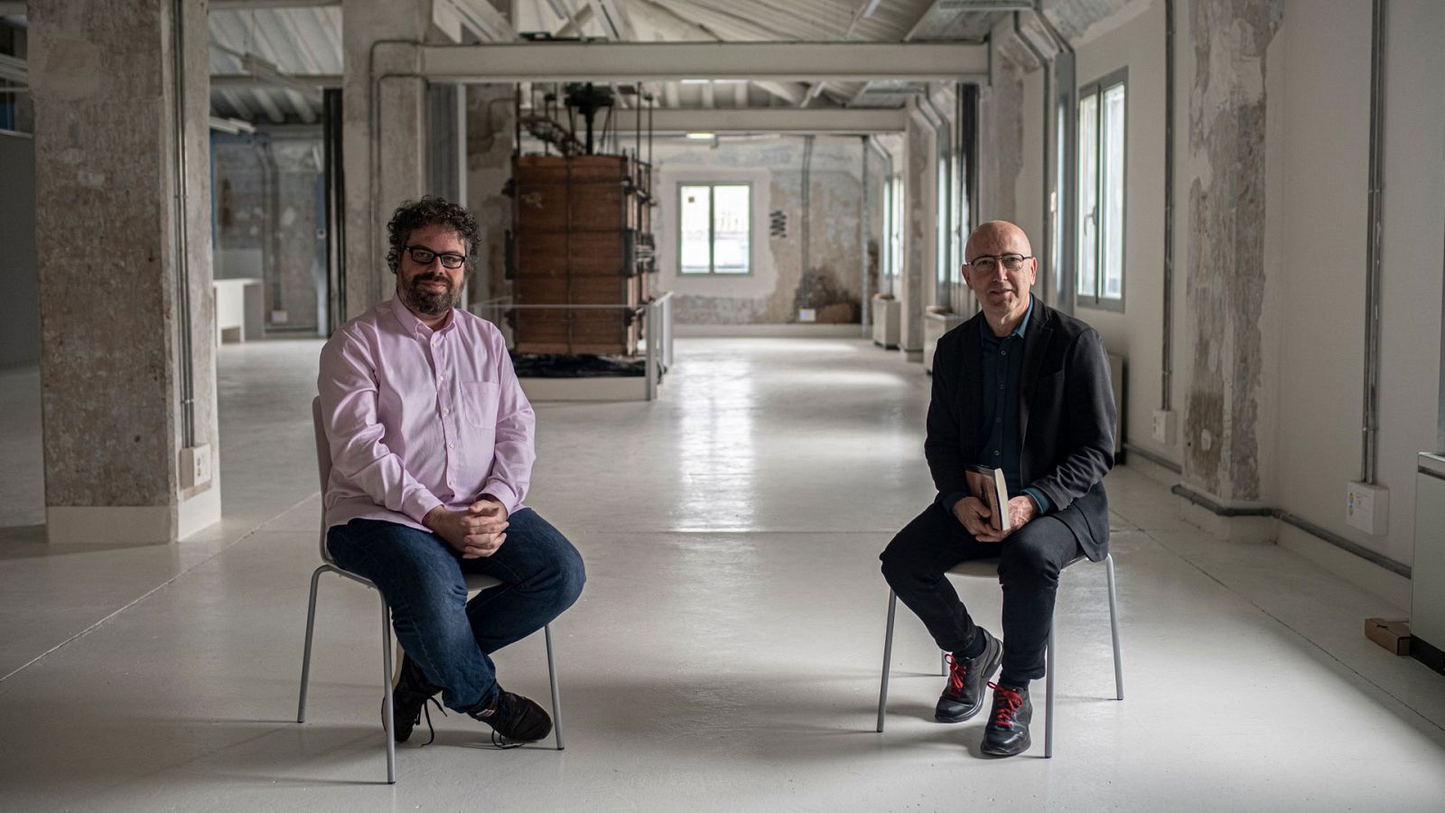 Página Dos - Sergio del Molino, Elizabeth Duval y Manuel Barea - ver ahora