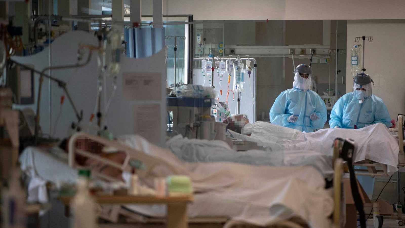 Las muertes registradas en España durante las semanas de mayor incidencia de la epidemia de coronavirus, las que fueron desde la declaración del estado de alarma el 15 de marzo y hasta que se inició la desescalada el 11 de mayo, se habrían disparado