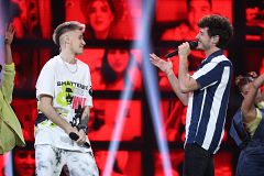 OT 2020 - Miki Núñez y Hugo cantan "Me vale" en la Gala 12 de Operación Triunfo