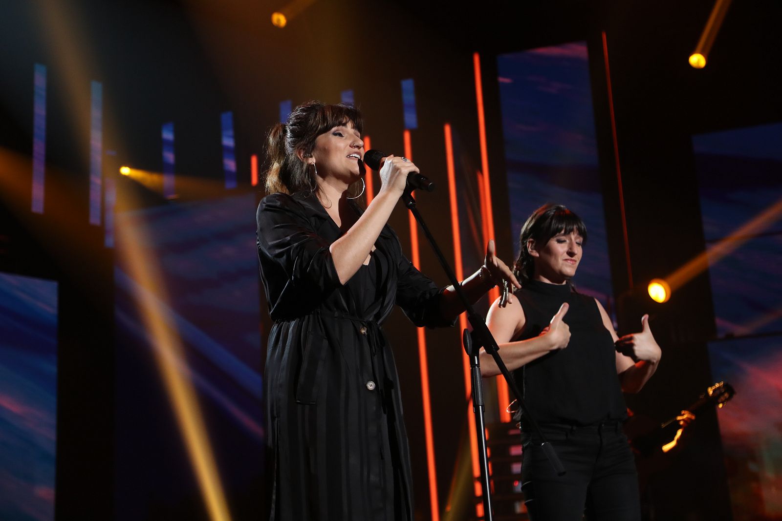 Rozalén cantan "Este tren" en la Gala 12 de Operación Triunfo 2020