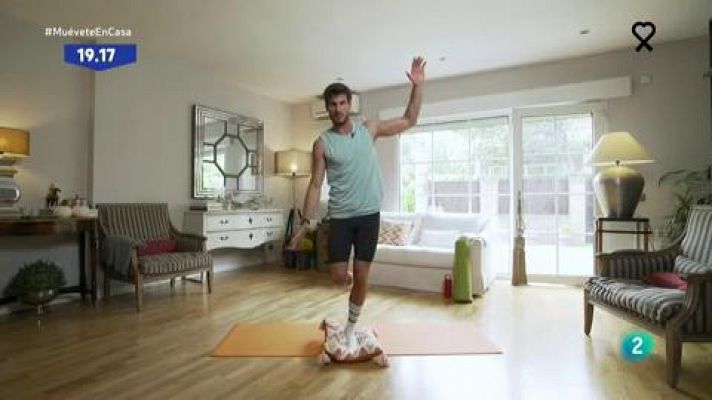 Muévete en casa - ¡Prepara tu cuerpo para una clase de flexibilidad!