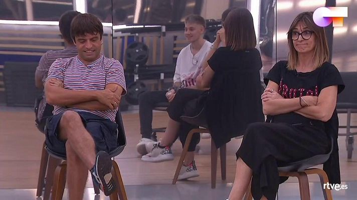 OT 2020 - Noemí recuerda a los chicos que hay 100.000 euros en juego